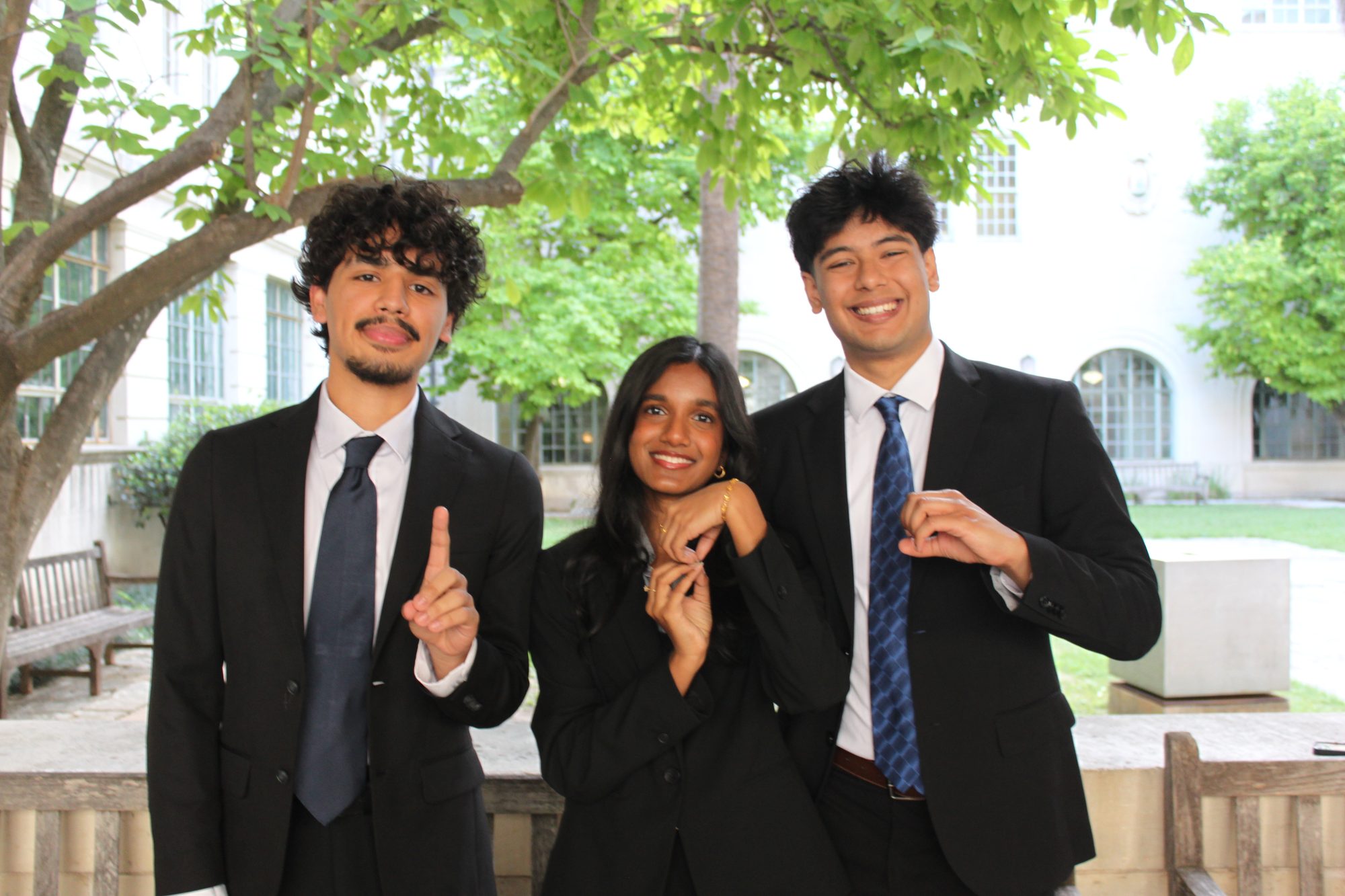 Texas 180 consultants on the UT Austin campus